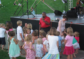 Michael Friedman, a Jazz soloist, sings to his enraptured fans.