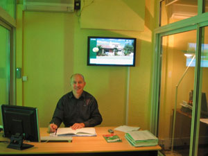 Another office in R. CHAYLA's high-tech office in France.